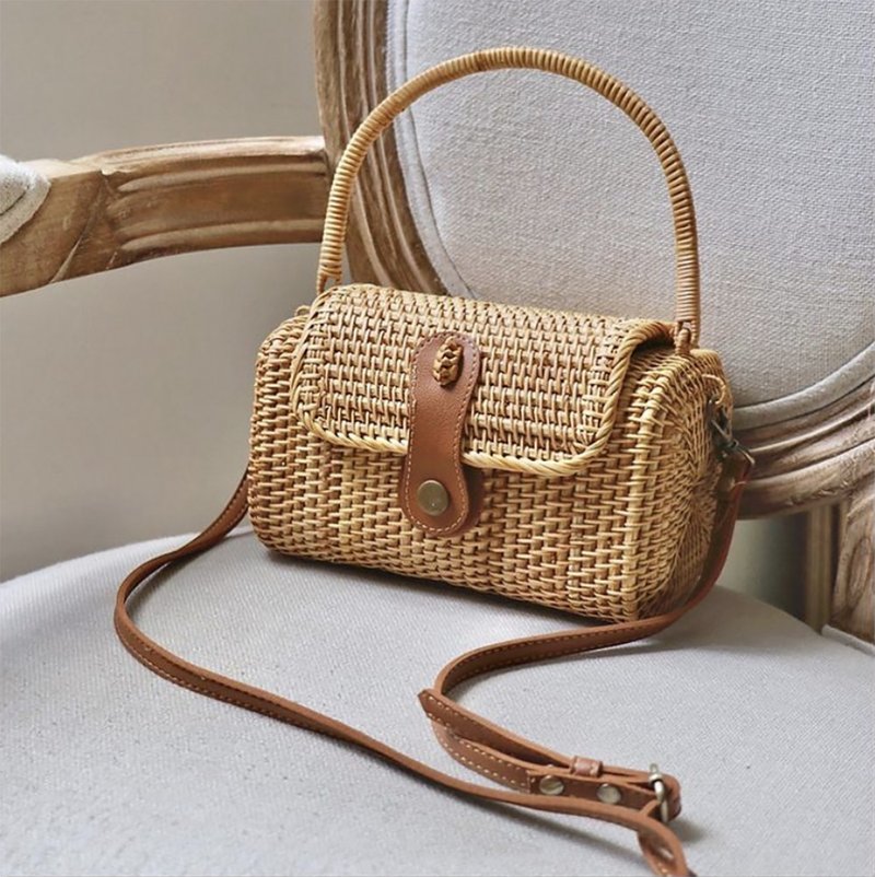 ベトナム籐織りバッグ - トートバッグ・ハンドバッグ - その他の素材 