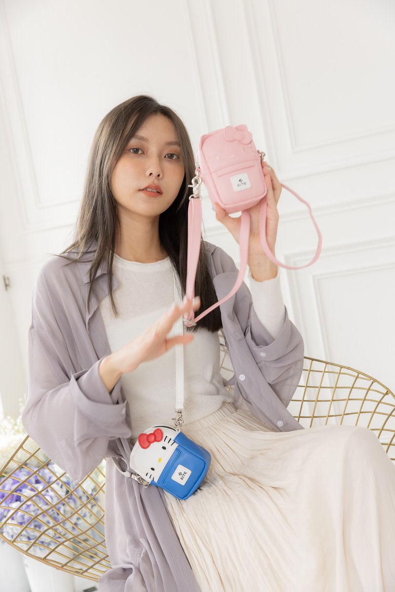 【RITE】V11 Sanrio Collaboration Series－Hello Kitty Small Bag 2 Colors Carry-on Bag - Messenger Bags & Sling Bags - Nylon 