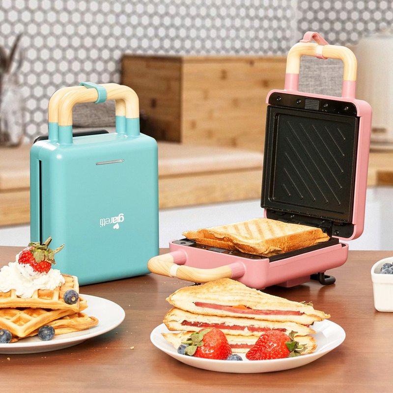 【Italy Giaretti】Hot Press Sandwich Maker/Waffin Maker (GT-SW01) - Kitchen Appliances - Plastic 