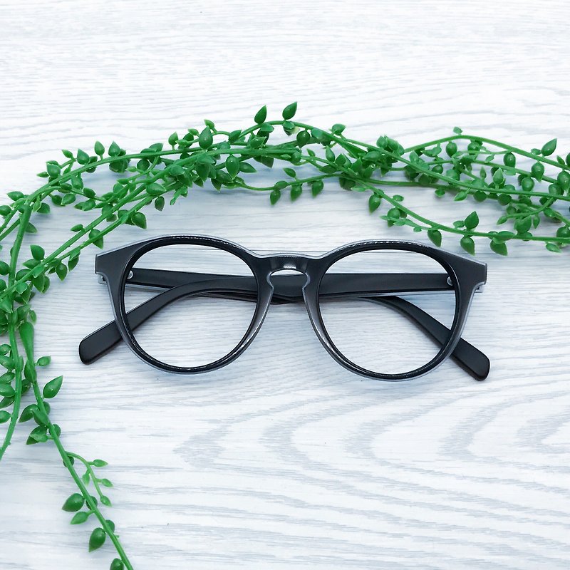 Retro eyeglass frames square green paper of choice for the first run traditional seven butterfly savages Japan's top hinge plate Japan Japanese hand-made hand-made limited edition, Japan IOFT International Optical Fair award-winning brand, Handmade in  - กรอบแว่นตา - กระดาษ สีดำ