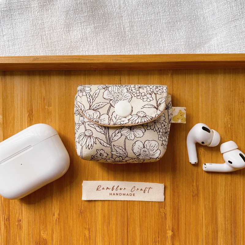 Airpods Case Airpods Pro 耳機套 耳機保護套 米色花滿款 - AirPods/耳機保護套 - 棉．麻 