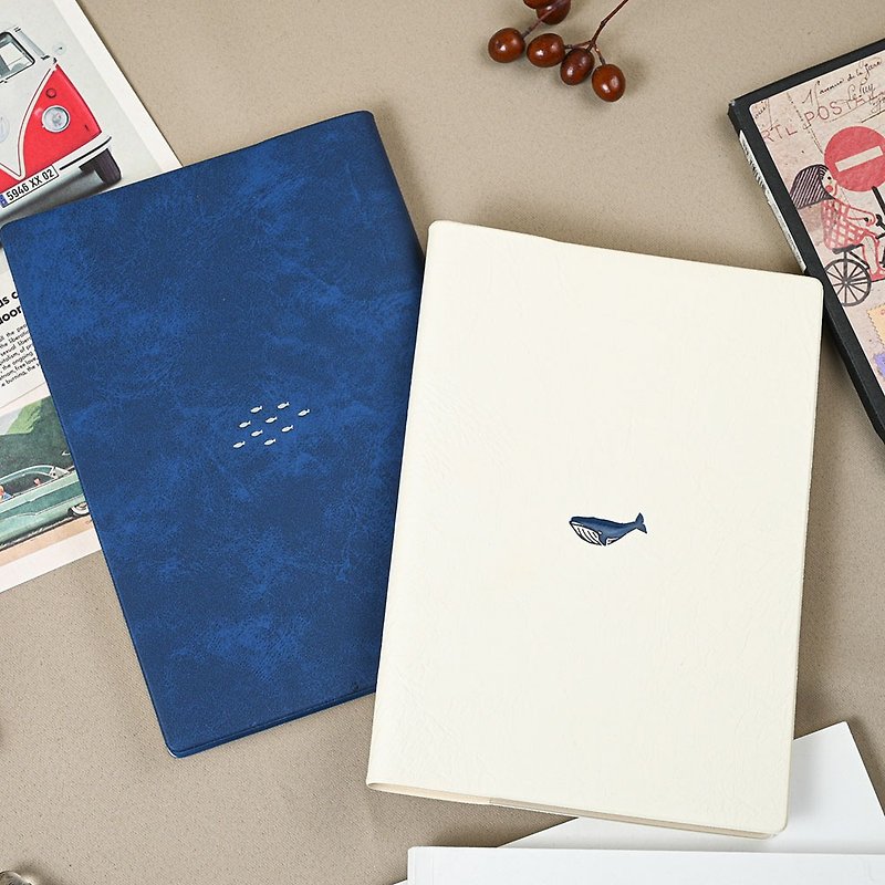 日本2023 鯨魚大海 月週計劃時間規劃手帳(10月起始) - 筆記本/手帳 - 紙 多色