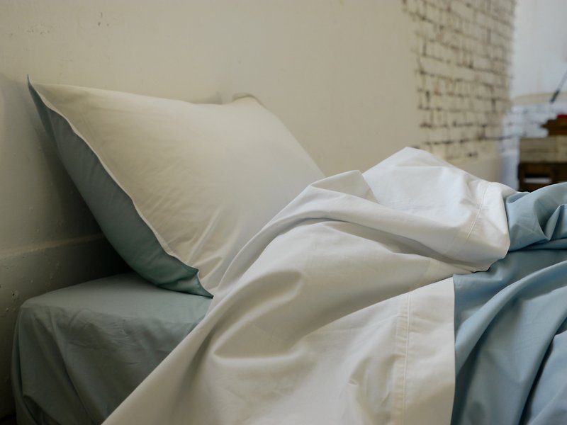 夜明け前に私を起こすオーガニックコットンの夜明け前に目を覚ますシングルストラップのキルトカバー - 寝具 - コットン・麻 ブルー