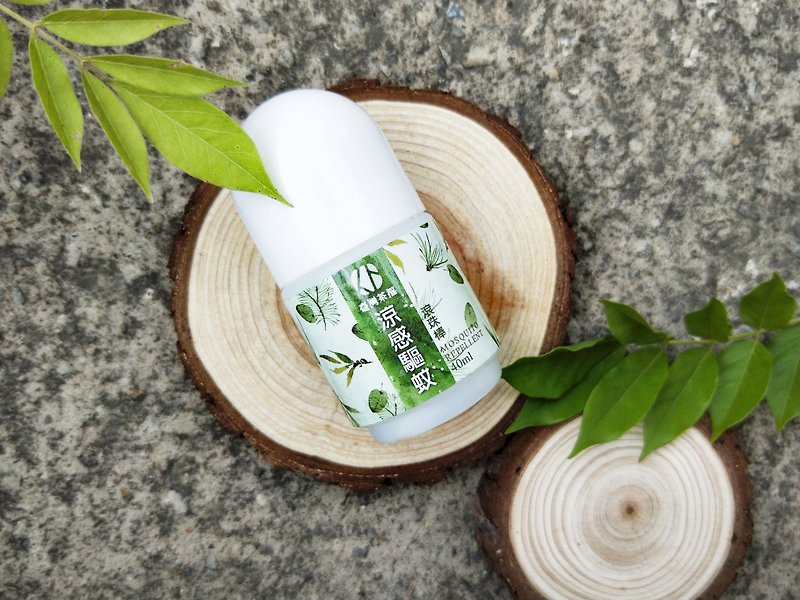 Cool feeling mosquito repellent ball stick 40ml, skin is refreshing and comfortable, aroma is refreshing and not pungent - Insect Repellent - Other Materials Green