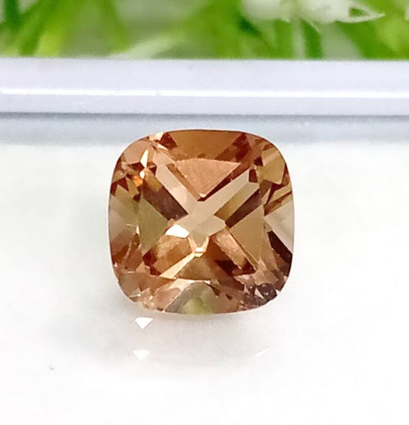 8.5 mm ฺ Natural topaz imperial unheated - 其他 - 寶石 金色