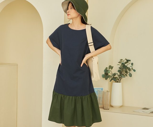 半袖ワンピース ネイビー ☆ NAF NAF one way（ワンウェイ）の「バイカラーBigカラー半袖ワンピース