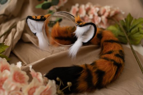 MintyMiyako cosplay store Faux fur red or bengal tiger ears and tail for cosplay