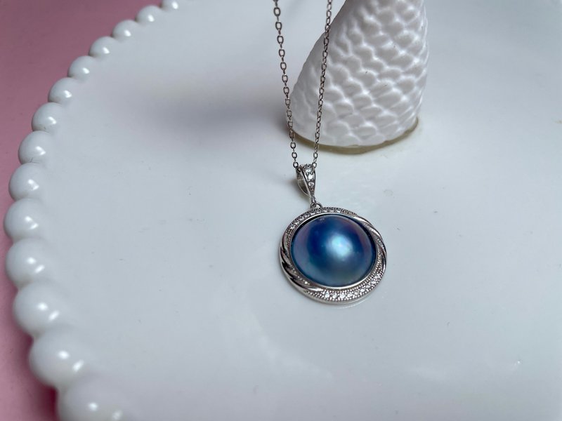 星空藍 馬貝珍珠 古典風格 純銀吊墜 贈項鏈 - 項鍊 - 珍珠 藍色