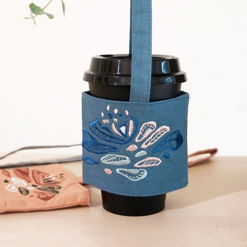 hsiu春意府城刺繡飲料提袋-寶石藍 - 其他 - 繡線 藍色