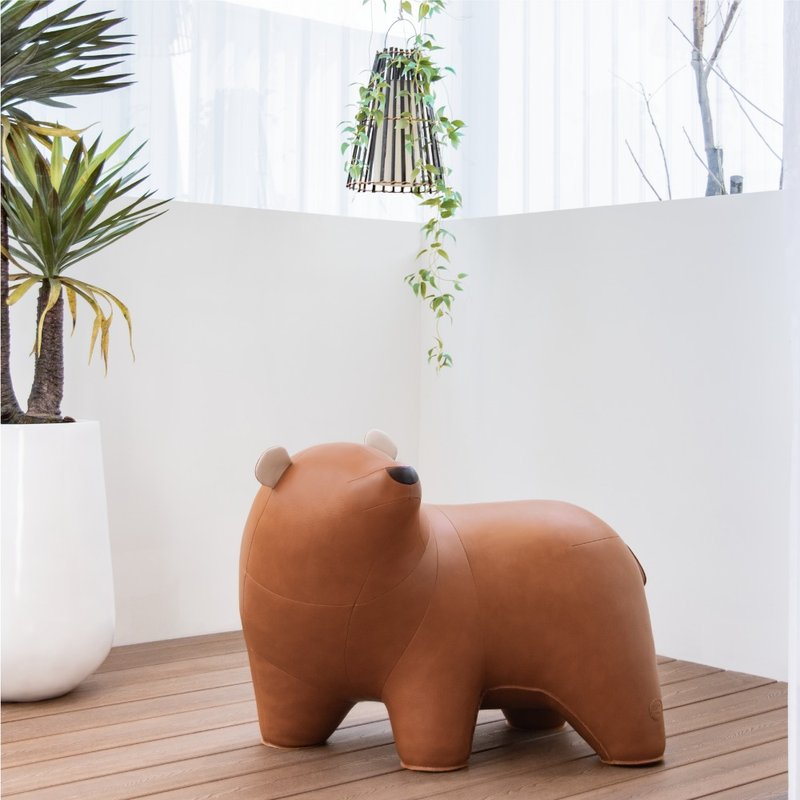 Gaze - Bear Bero - Giant Home Decoration - Items for Display - Faux Leather Multicolor