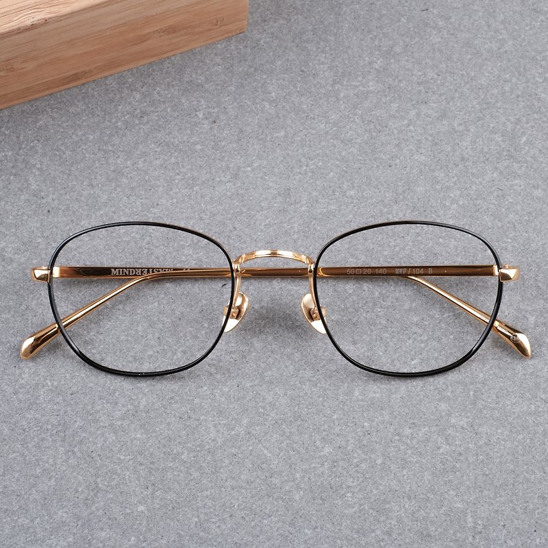 [welfare] full titanium metal small box black gold lightweight frame glasses frame - Glasses & Frames - Other Metals Black