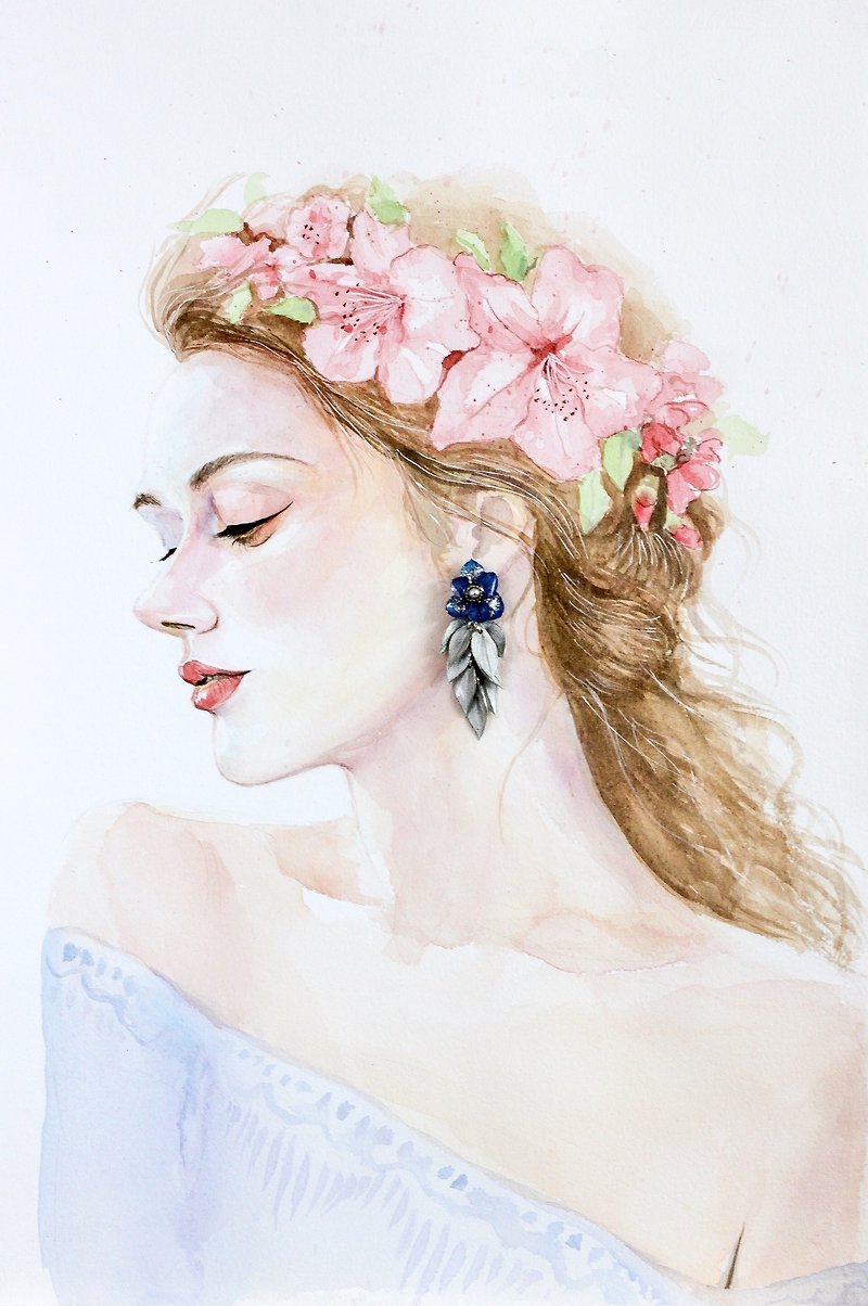 Hydrangea rich and precious leaves immortal flower earrings - Earrings & Clip-ons - Plants & Flowers Blue