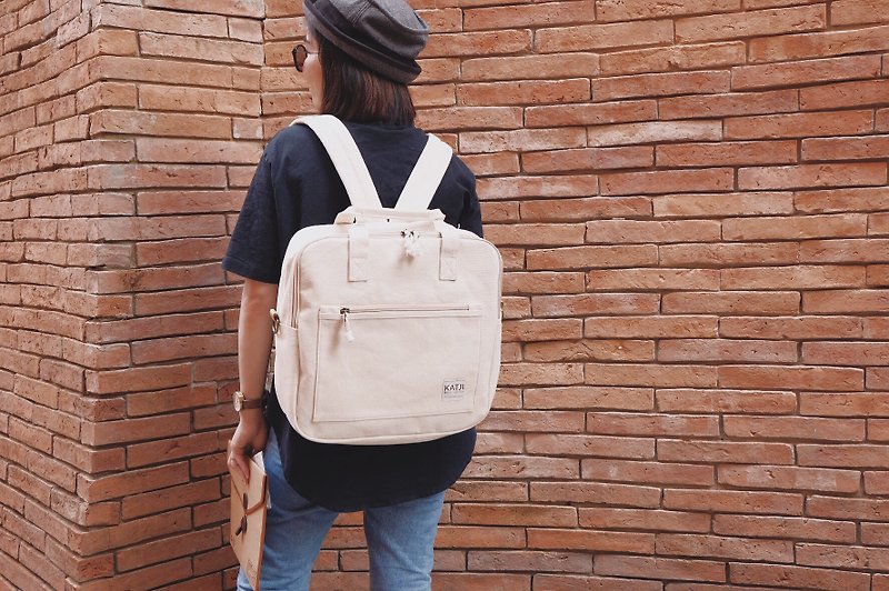 SQUARE UP BAG：WHITE CANVAS COLOR。 - リュックサック - その他の素材 ホワイト