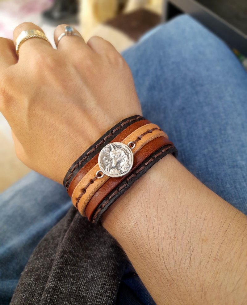 Forest Fox Leather Cuff – Sterling Silver Spirit Animal - 手鍊/手環 - 真皮 咖啡色