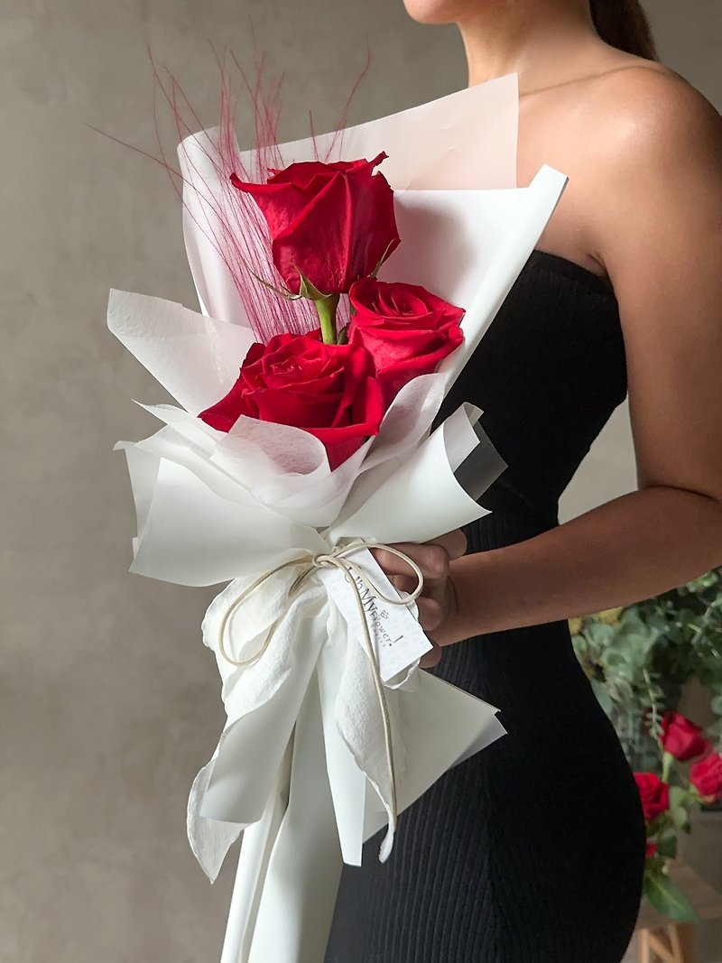 【熱愛のセリフ】【ハートリズム時空】七夕バレンタインにエクアドルから輸入した小さなバラの花束 - 観葉植物 - 寄せ植え・花 レッド