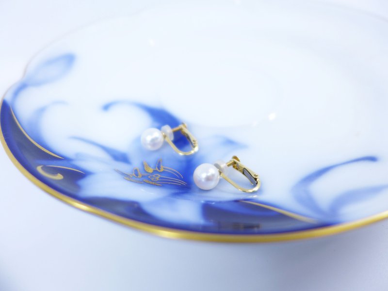 Made-To-Order 18K Gold Natural Colour Japanese Akoya Pearl Ear Clips - Earrings & Clip-ons - Pearl White