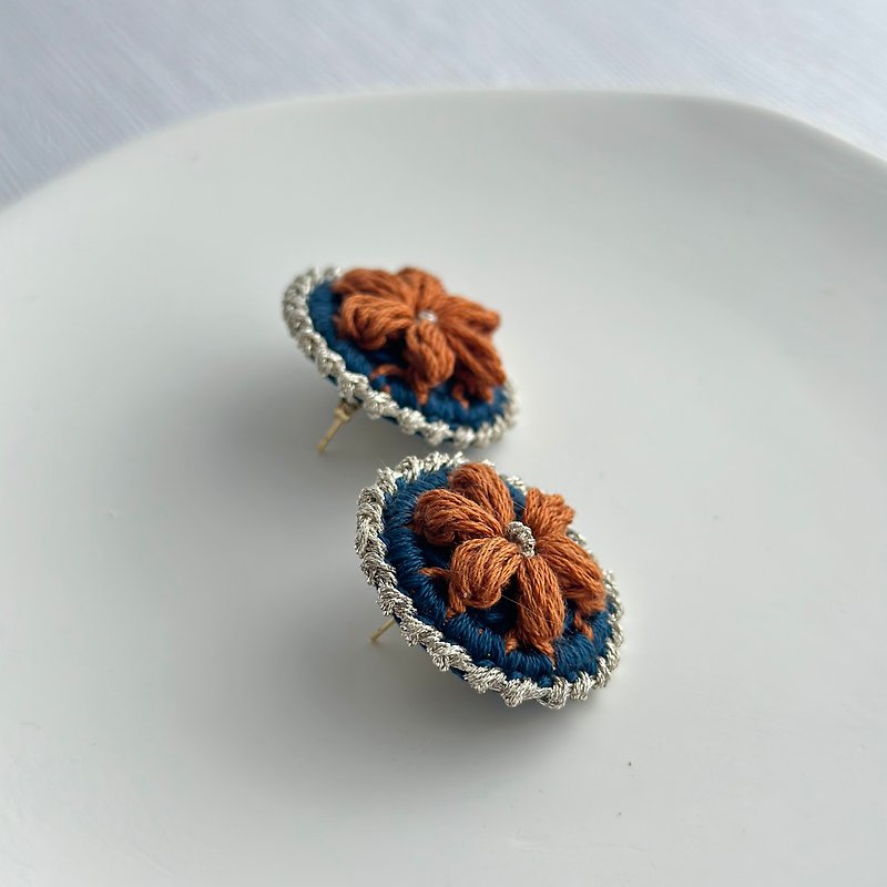 Crochet circle flower earrings - Special Edition - Earrings & Clip-ons - Thread 