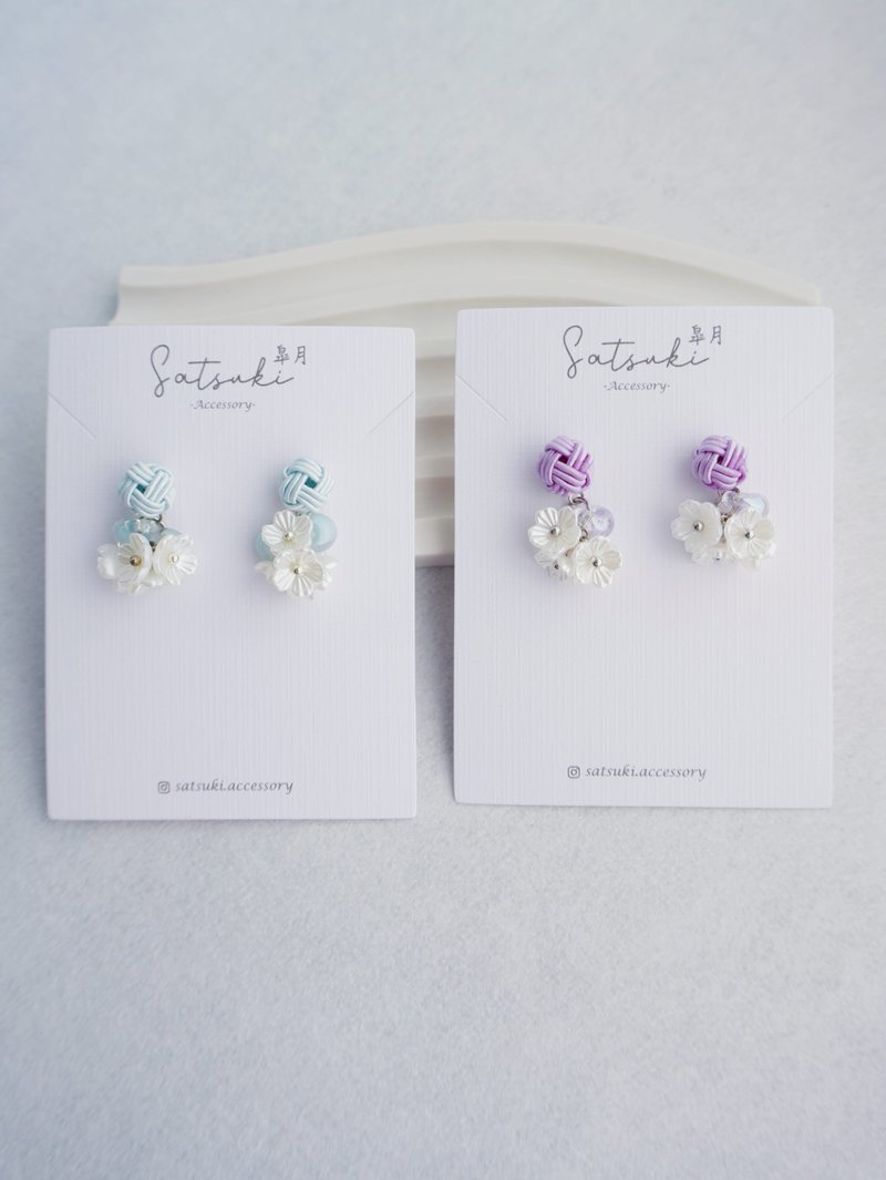 Flower clusters - mint green, light purple. Handmade earrings from Japan - Earrings & Clip-ons - Other Materials Multicolor