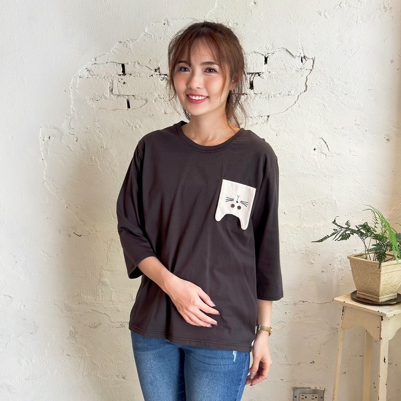 Hana Mokuba patchwork fabric dotted cat-shaped round neck long-sleeved top - เสื้อผู้หญิง - วัสดุอื่นๆ 