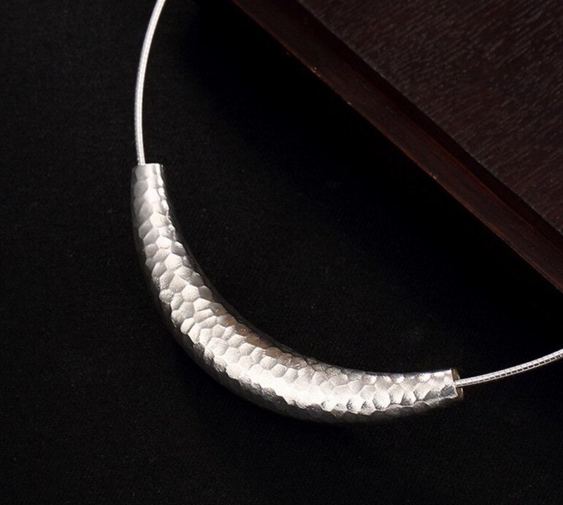 Real 925 Sterling Silver Handmade Knocking Face Carved Tube Pendants - 鎖骨鍊 - 純銀 銀色