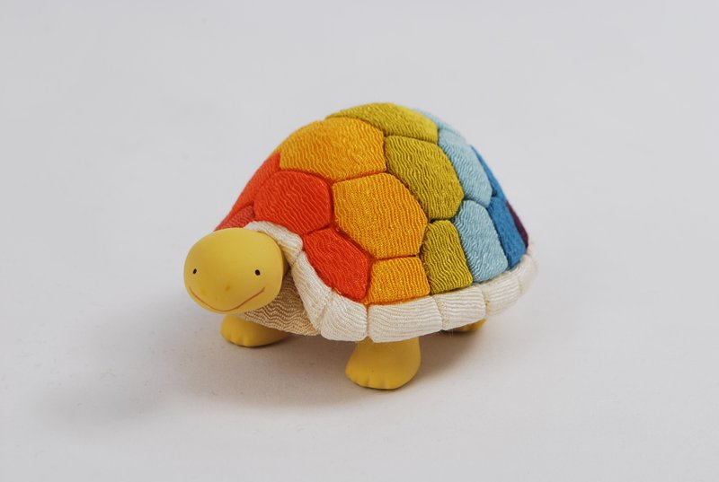 Rainbow-colored turtle / Kimekomi doll - ของวางตกแต่ง - วัสดุอื่นๆ 