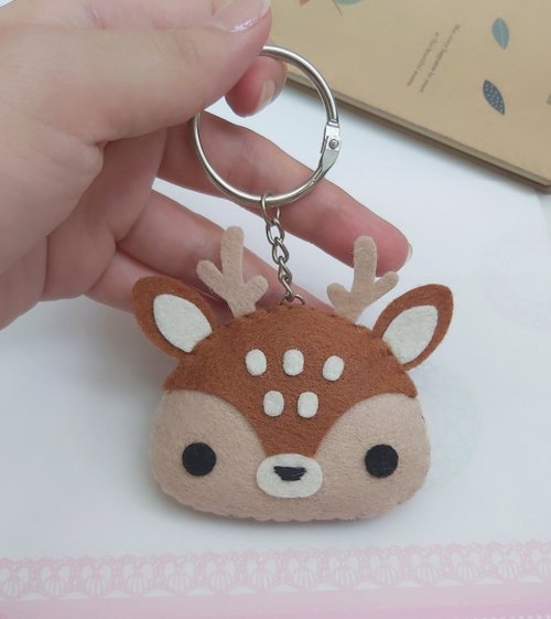 miaow 手作～不織布手作小物 小花鹿造型鑰匙圈.包包吊飾.禮品小物