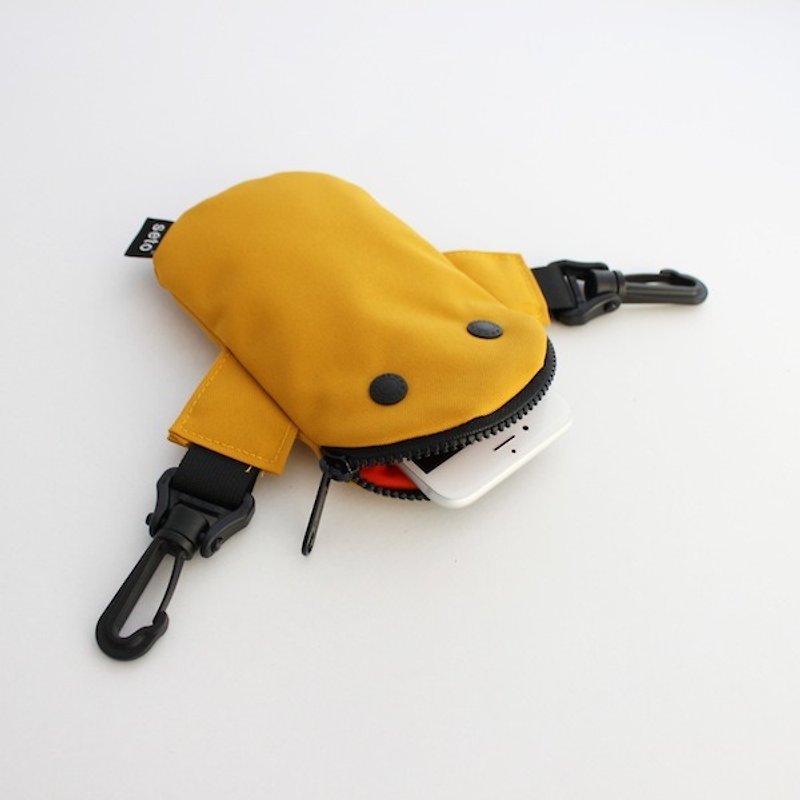 The creature iPhone case　small bag　Mame-sagari　yellow - เคส/ซองมือถือ - เส้นใยสังเคราะห์ สีเหลือง