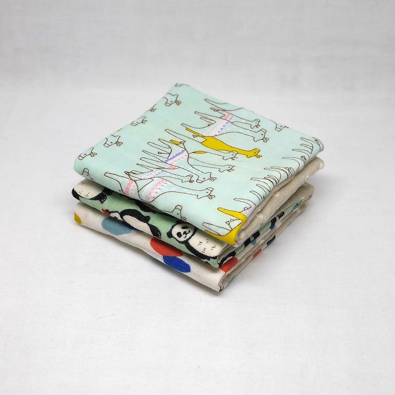 Japanese Handmade 6 layer of gauze mini-handkerchief/ 3 pieces in 1unit - 圍兜/口水巾 - 棉．麻 粉紅色