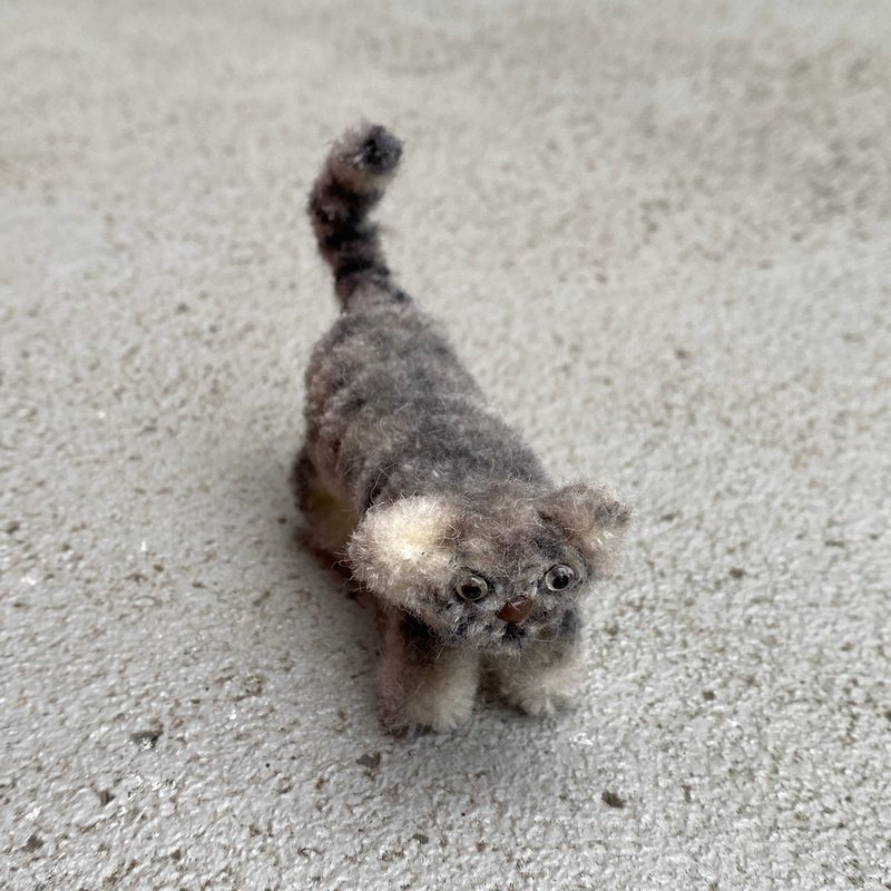 兔猻不是貓咪 站著6cm-毛根扭扭棒手作/髒萌流浪動物園/モール - 公仔/玩偶 - 其他人造纖維 灰色