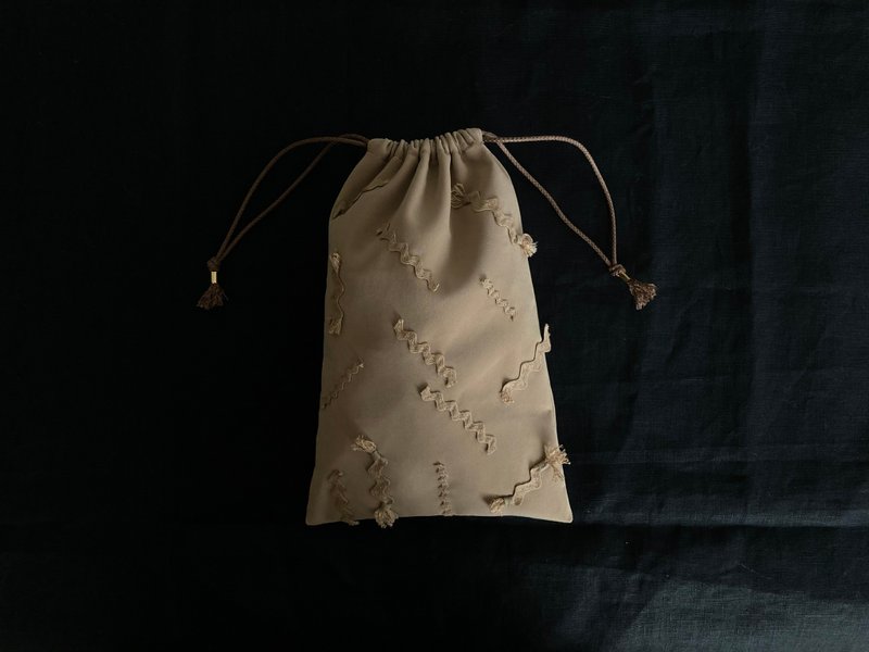 rickrack kinchaku ( beige ) - 化妝包/收納袋 - 聚酯纖維 咖啡色