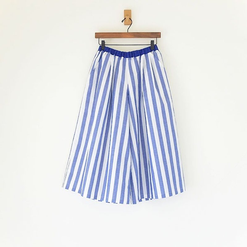 Daily dress. Navy blue thick stripes nine points wide pants skirt, cotton - Women's Pants - Cotton & Hemp Blue