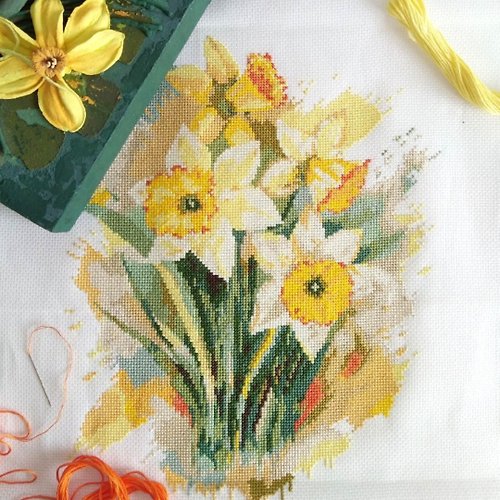 JulieAndStitch Cross stitch pattern Daffodils, cross stitch chart PDF, x stitch pattern Flowers