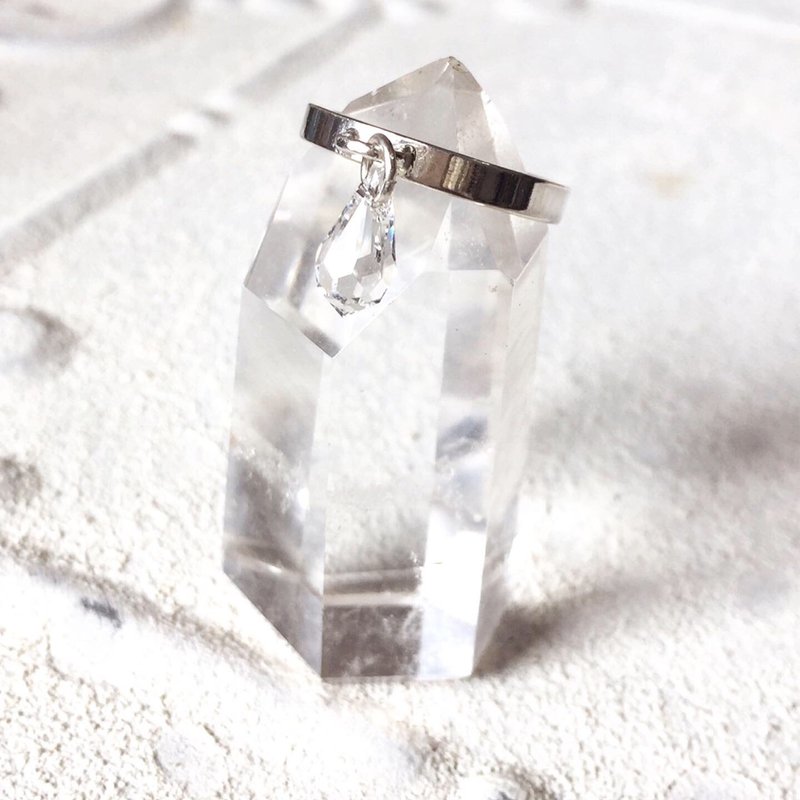 MIH 金工首飾 | 天真 innocence 水晶水滴純銀戒指 crystal ring - 戒指 - 純銀 銀色