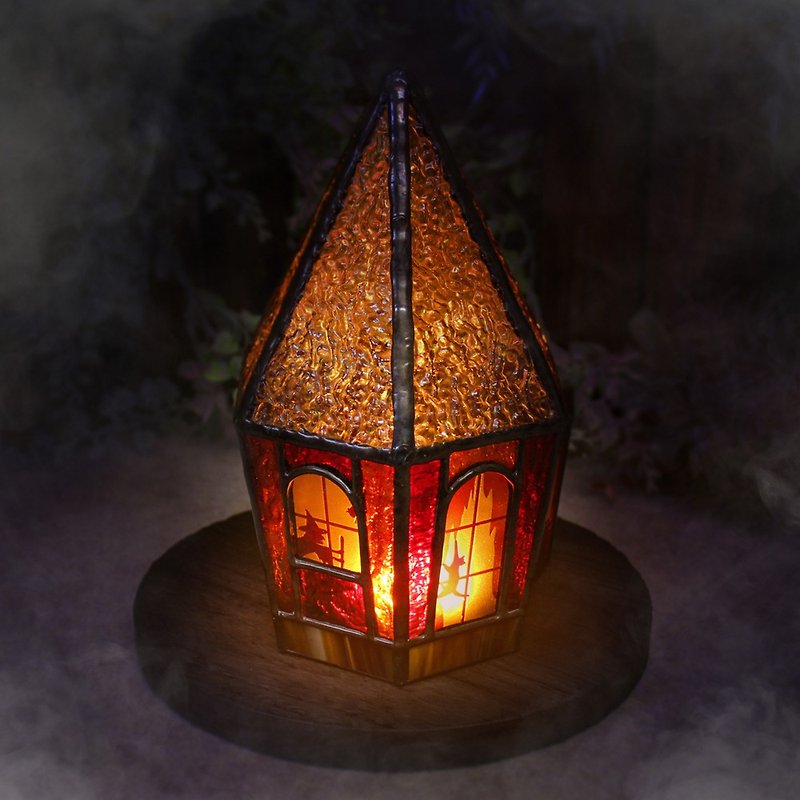 Witch's house with cat Stained glass lamp with LED light - Lighting - Glass Red