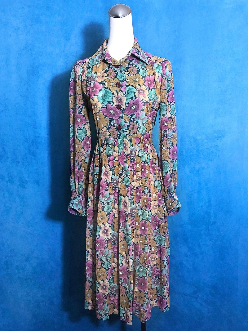 Flower-woven long-sleeved vintage dress / brought back to VINTAGE abroad - ชุดเดรส - เส้นใยสังเคราะห์ หลากหลายสี