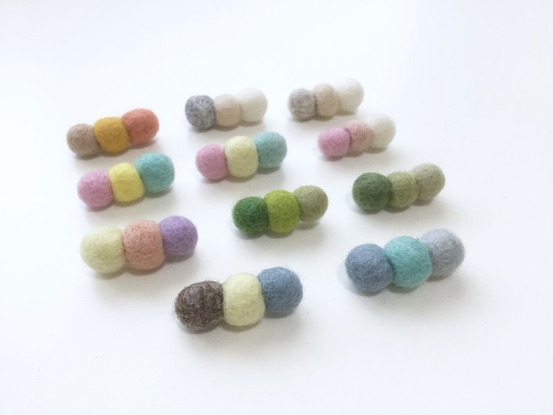 丸子別針/ 髮夾I 森林系小物。安全無毒染料 - 胸針 - 羊毛 多色