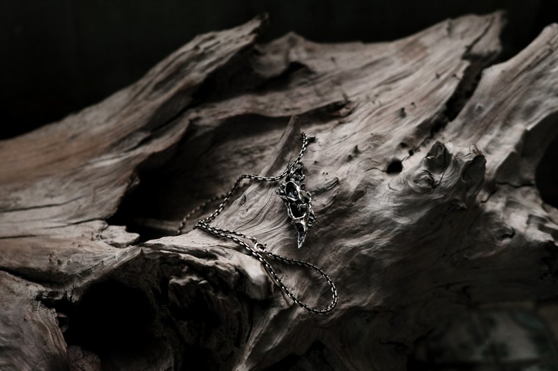 [Mountain Skeleton Period] Complex stacking—Xenogeneic Skeleton Necklace - สร้อยคอ - เงิน สีดำ