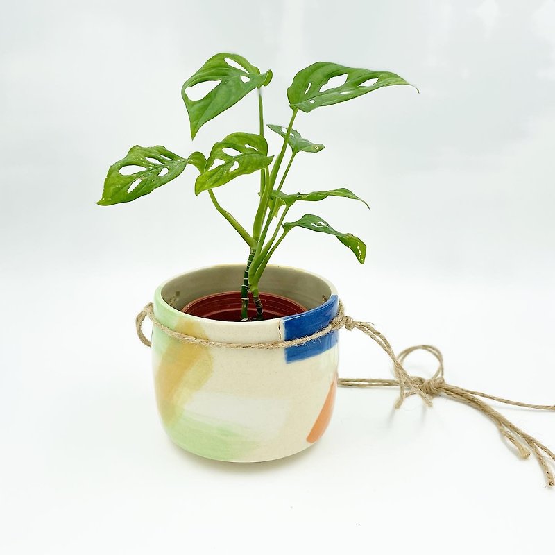 Irislinstudio | Handmade Ceramics planter | - Plants - Pottery Multicolor