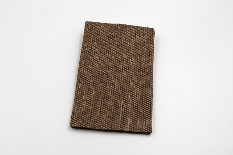 【紙布家】紙布編織 手工 護照套 咖啡色 - 護照套 - 紙 咖啡色
