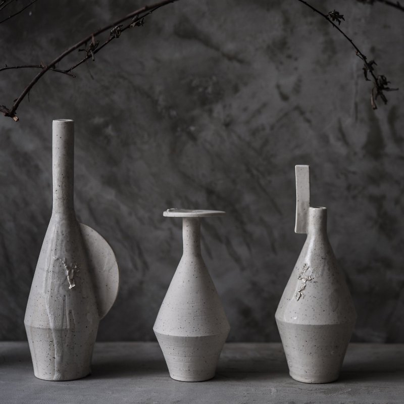 。融雪碎片-半圓的瓶 (首圖左) - 花瓶/花器 - 陶 