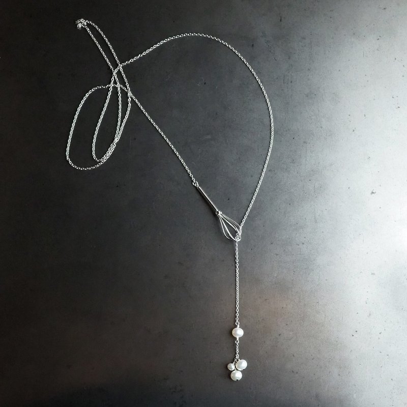 Whisk Necklace - สร้อยคอ - เงินแท้ สีเงิน