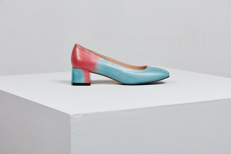 HTHREE Classic Square Heel Shoes / Gradient / Pink Beach / Square Toe Heels - รองเท้าอ็อกฟอร์ดผู้หญิง - หนังแท้ สีน้ำเงิน