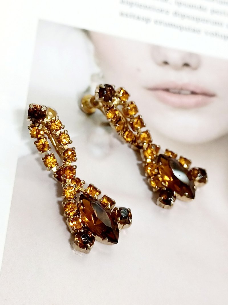 vintage jewelry  典雅奢華垂墜萊茵鑽 夾式耳環 - 耳環/耳夾/耳骨夾 - 其他金屬 