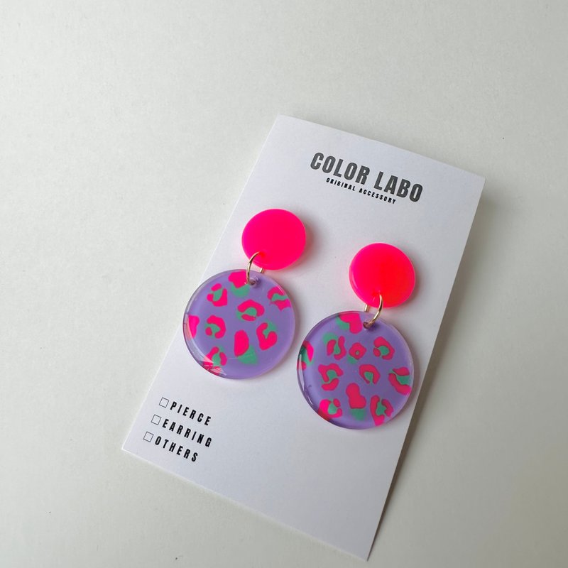 Leopard - Earrings & Clip-ons - Resin 