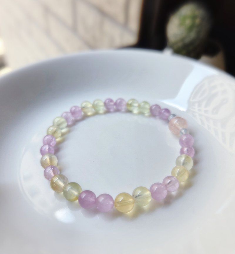 【小高品】クンツァイト、ピンクトルマリン、ツートンカラーのプレナイト、クリスタルブレスレット - ブレスレット - 宝石 ピンク