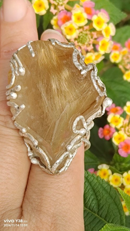 寶藏石光 / Light of Treasure Stone 鈦晶手工銀戒 純銀戒指 ~ ** 電 ** ~ Rutilite Silver Ring