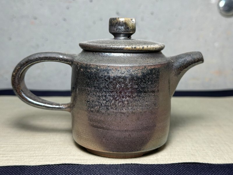 茶壺/正把/柴燒/落灰/楊博戎 - 茶壺/茶杯/茶具 - 陶 