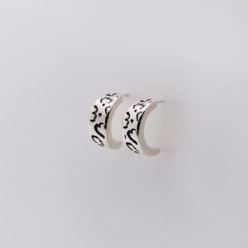 半弧豹紋耳環 Leopard Earrings - 耳環/耳夾/耳骨夾 - 純銀 