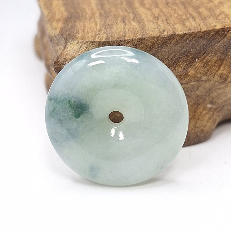 Old type Shanghua peace buckle pendant|Natural Burmese jade A grade jadeite - สร้อยคอ - หยก 