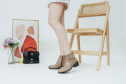 Material瑪特麗歐 【全尺碼23-27】女鞋 靴子 MIT時髦方釦拉鍊短靴 T7831